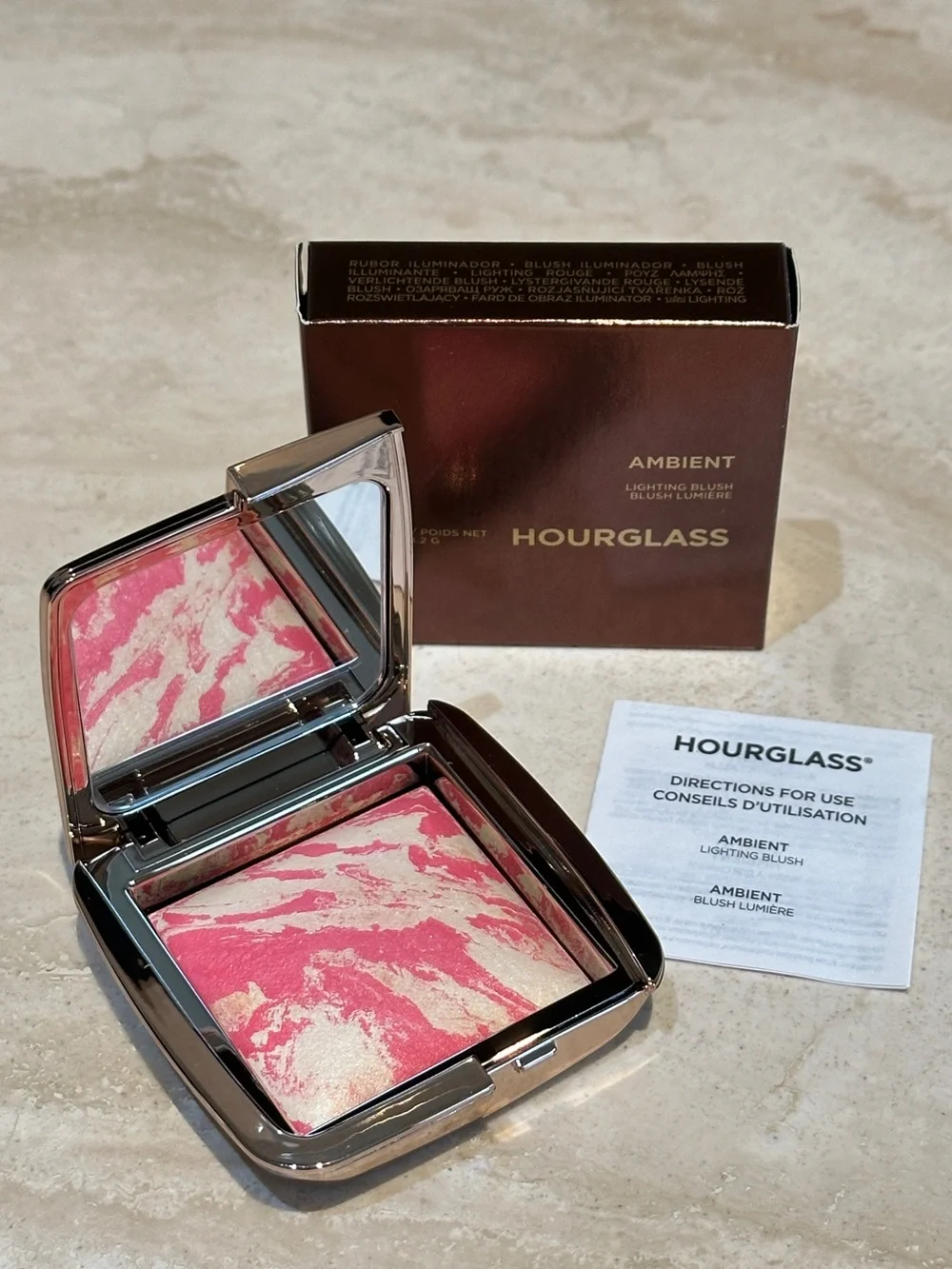 Hourglass ambient lighting